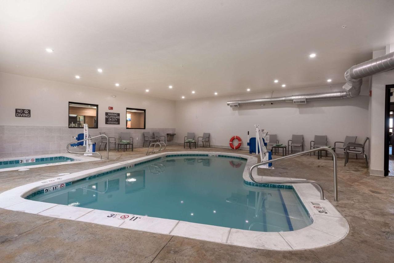Mainstay Suites Colorado Springs East - Medical Center Area Exterior foto